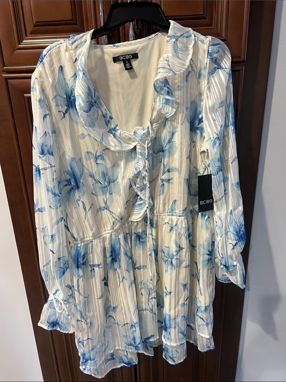 BCBG White and Blue Floral Ruffle V-Neck Blouse